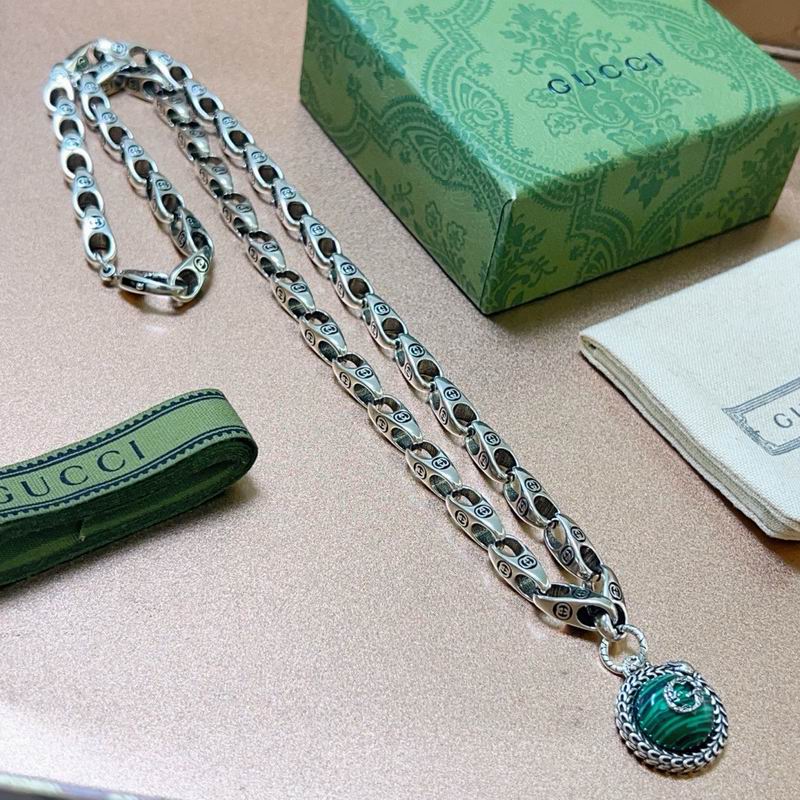 Gucci Necklace 09yxx19